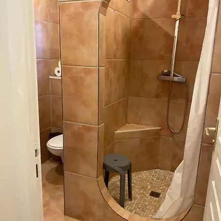 Avec Piscine Apartment *