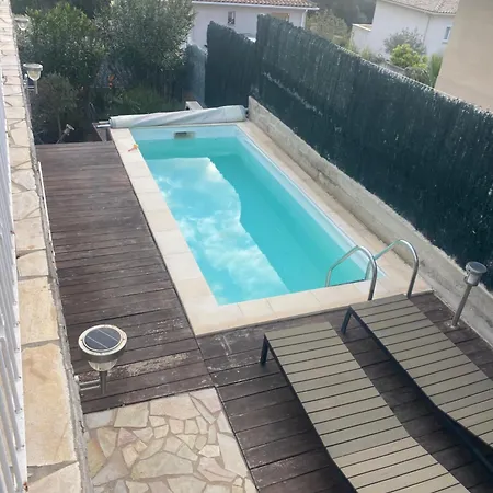 Avec Piscine